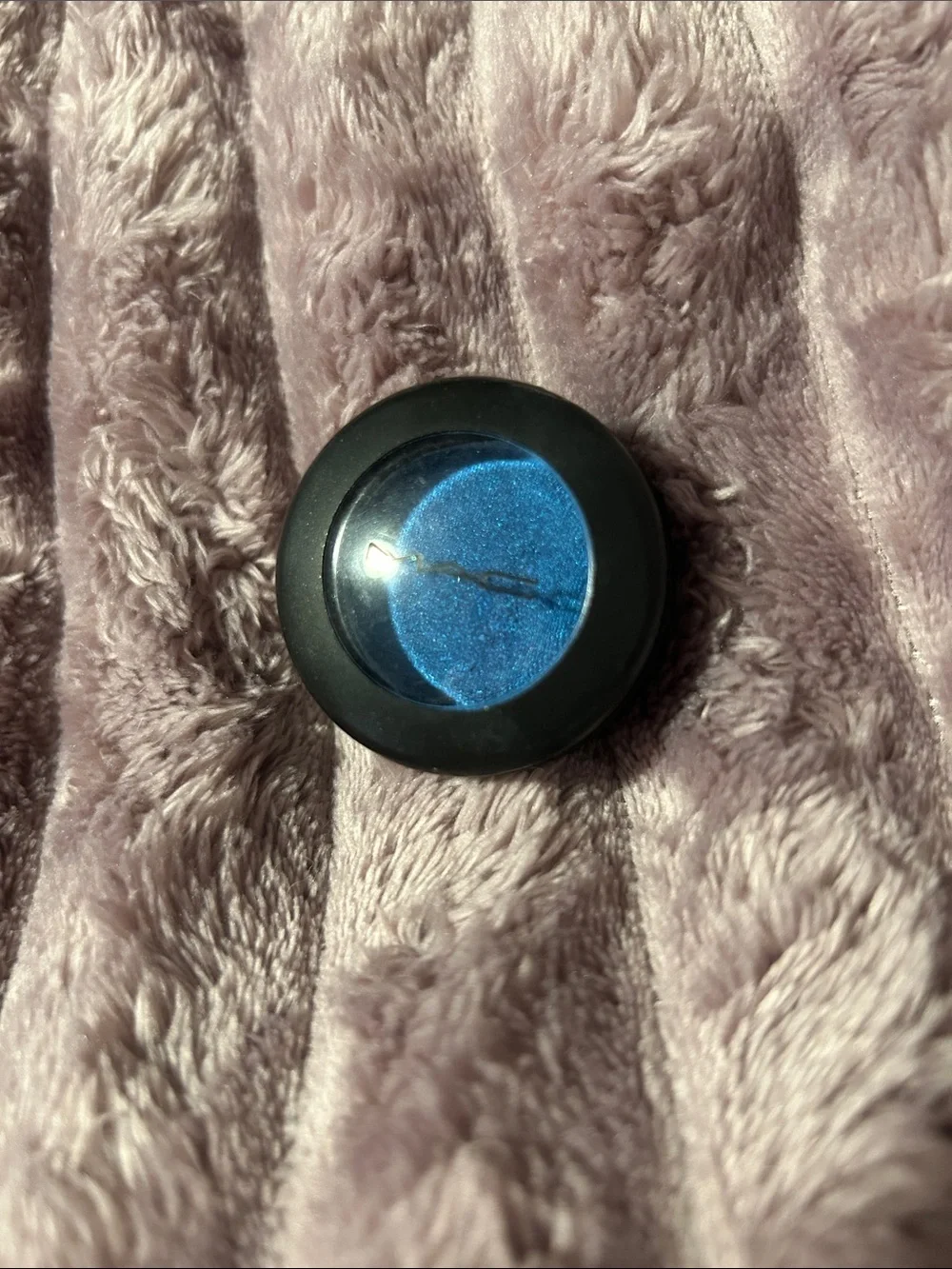MAC Cosmetics Veluxe Pearl Eyeshadow Single - Freshwater